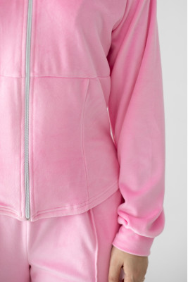 Костюм жіночий